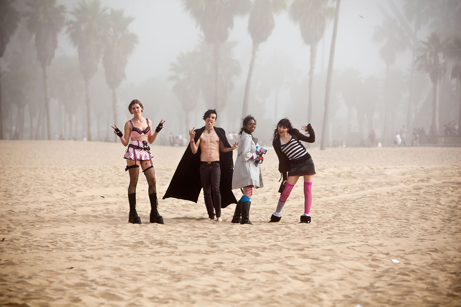Venice Beach: Friends on a gloomy day. Fellini Style
